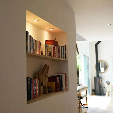 Jolie Recente 3 Chambres, 150 M De La シャトライヨン・プラージュ