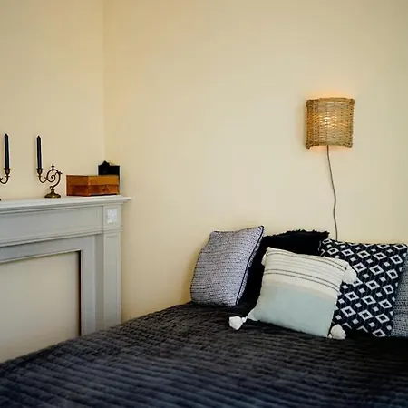 Jolie Recente 3 Chambres, 150 M De La シャトライヨン・プラージュ